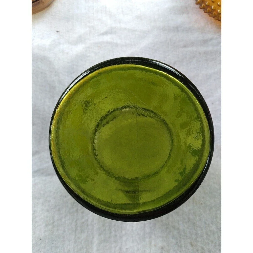 Vintage Retro 1970s Avocado Green Daisy  Beverage Pitcher Flowers Ice Lip